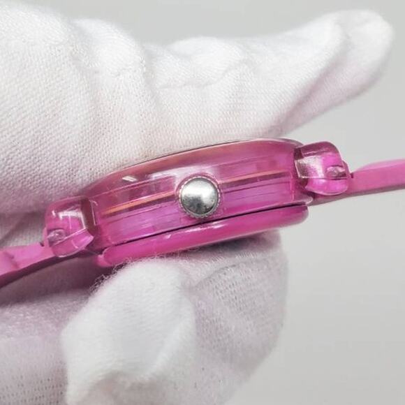 Vintage Disney Minnie Mouse Pink Hearts Watch - Picture 6 of 13